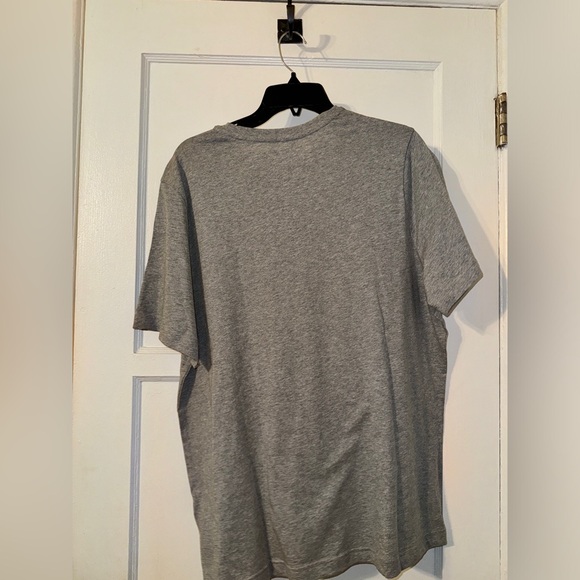 Reebok tshirt large NWT - Picture 3 of 4